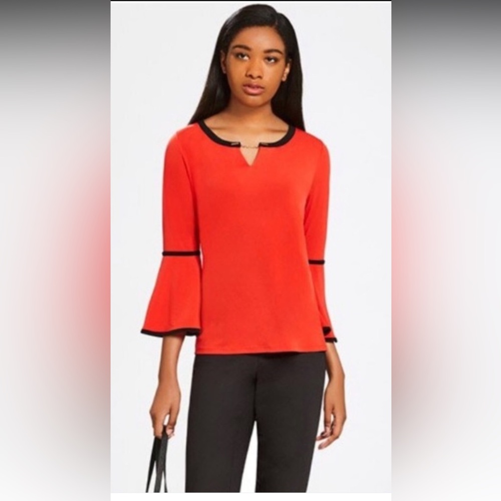 Calvin Klein Red and Navy trim 3/4 bell sleeve top Size:S.